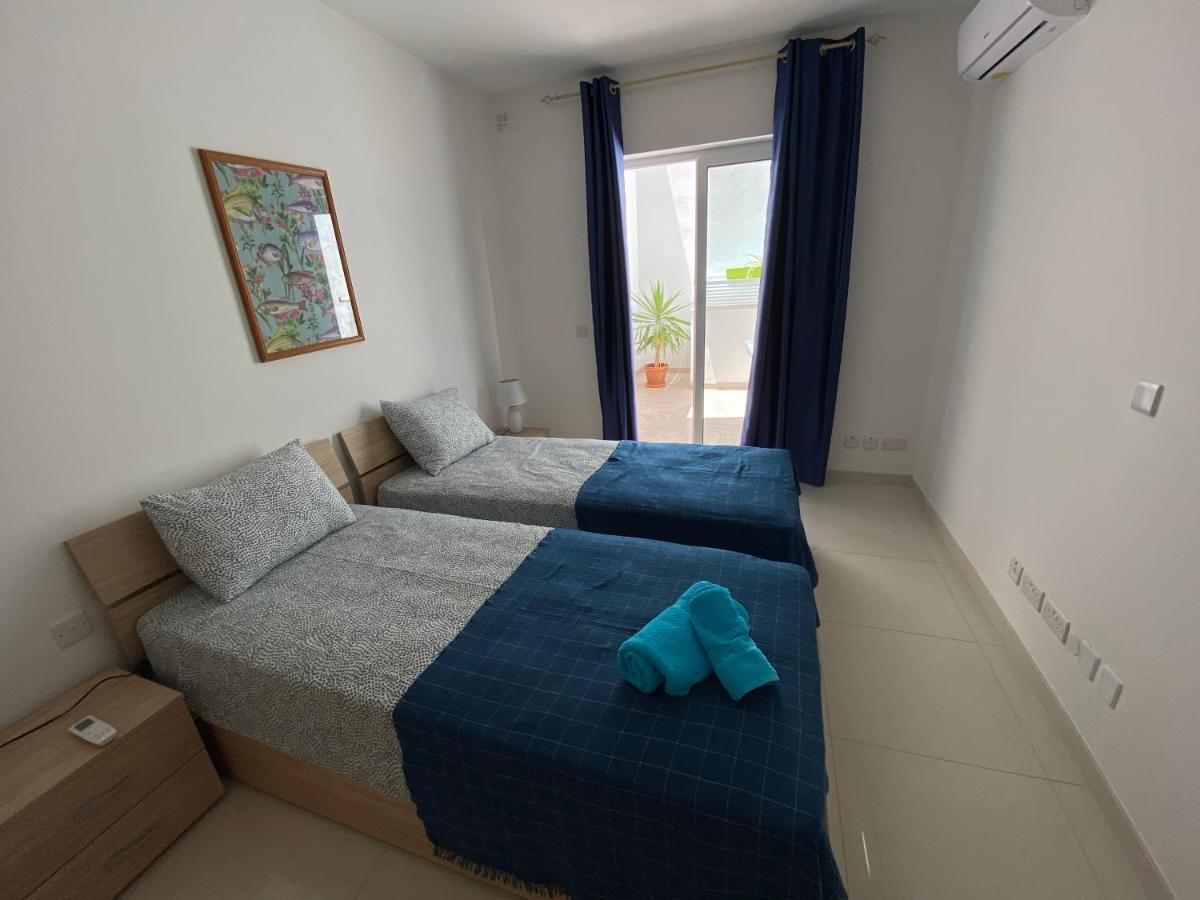 Sunshine Apartments Mellieha - Modern Three Bedroom Ground Floor Apartment With Yard Extérieur photo